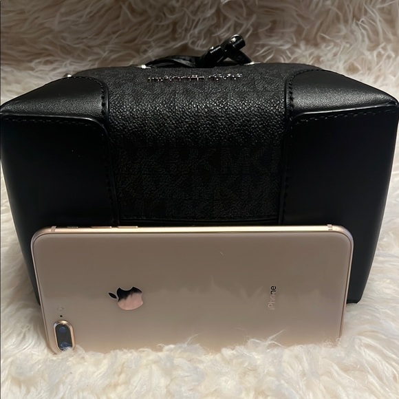 Michael Kors Black Shoulder Bag with Monogram Pattern New Without Label - Picture 8 of 9